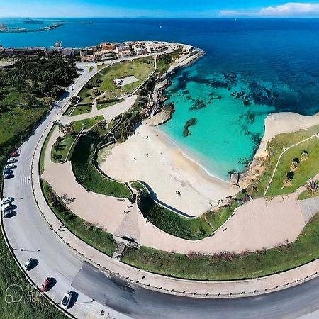 Suite Guesthouse A Pochi Passi Dal Mare 사사리 외부 사진