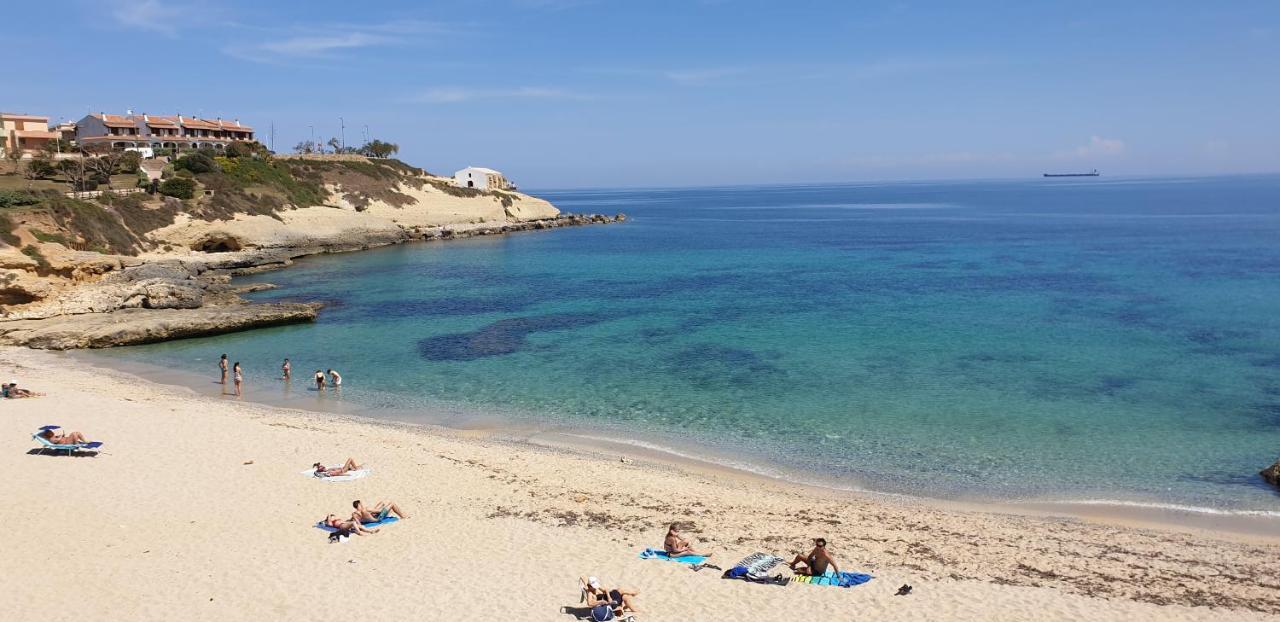 Suite Guesthouse A Pochi Passi Dal Mare 사사리 외부 사진