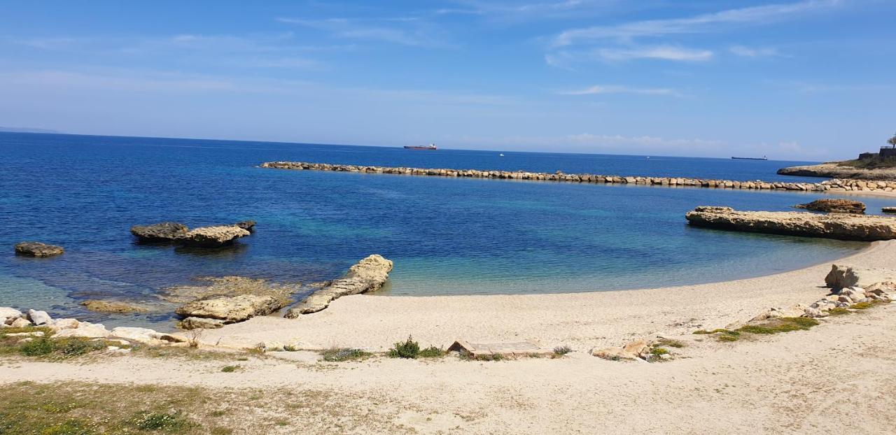 Suite Guesthouse A Pochi Passi Dal Mare 사사리 외부 사진