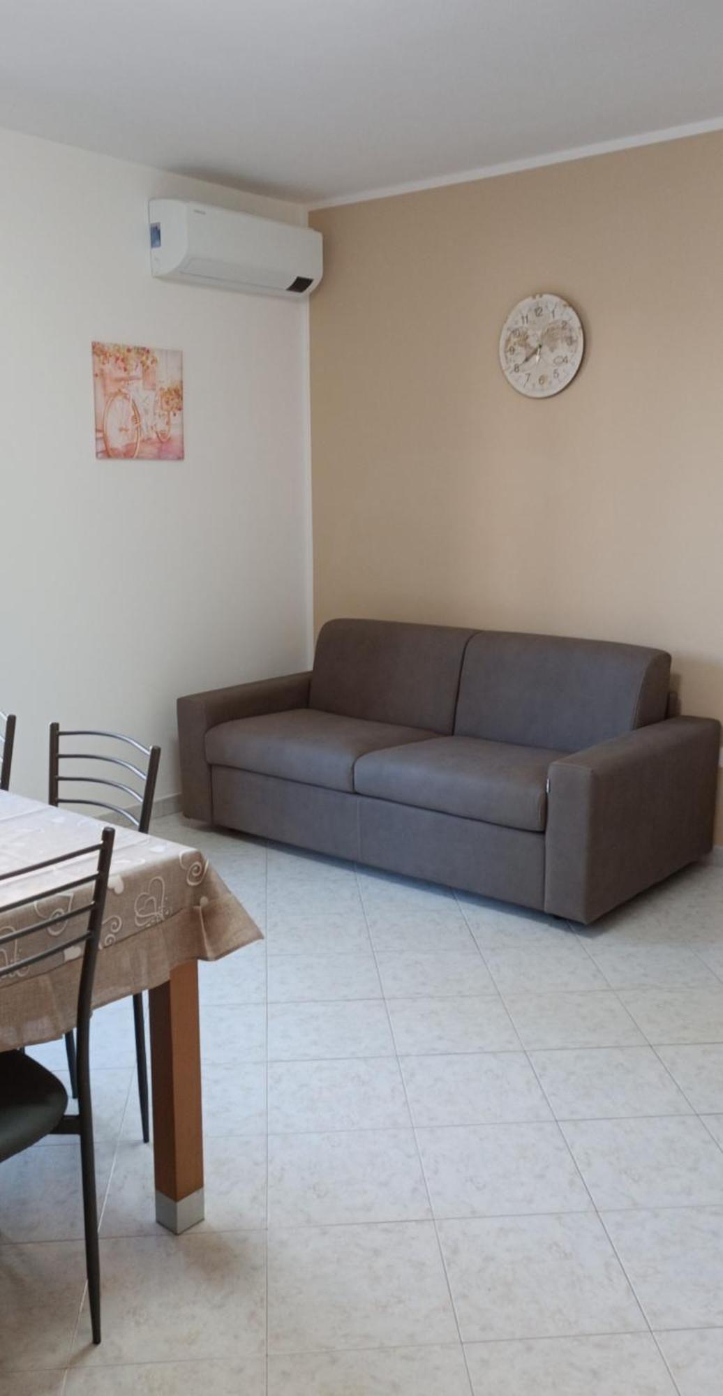 Suite Guesthouse A Pochi Passi Dal Mare 사사리 외부 사진